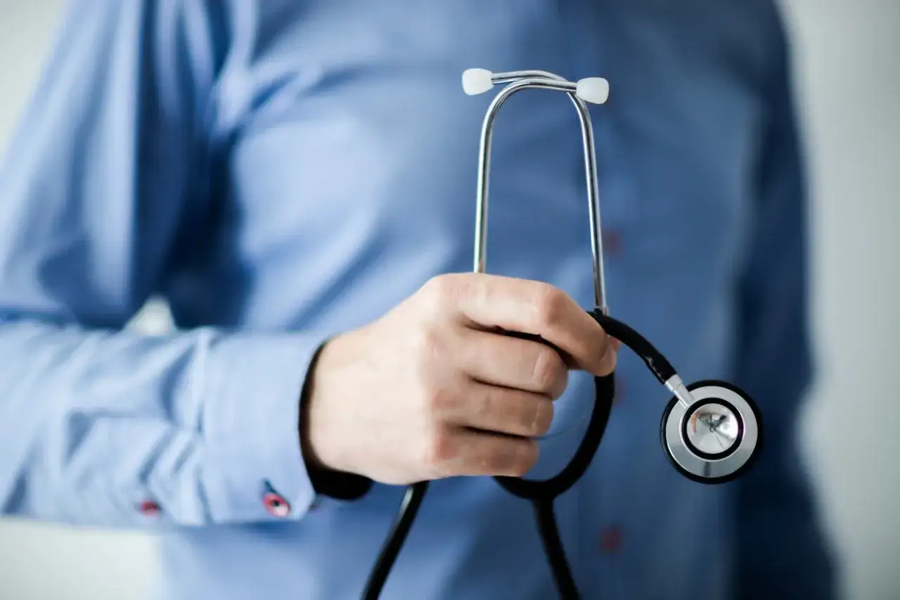 Lekarz od nerwicy – jak się nazywa i jak wybrać najlepszego specjalistę?