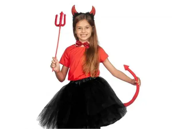 Jak zrobić strój diablicy: proste kroki do wyjątkowego kostiumu