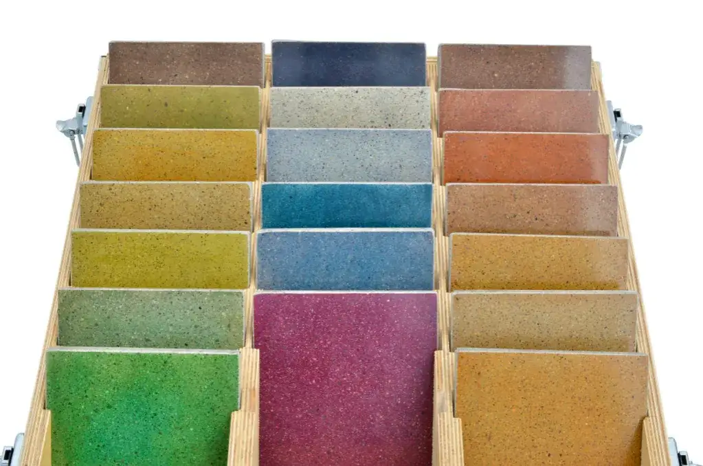 Jak zabarwić beton – najlepsze metody i techniki barwienia betonu