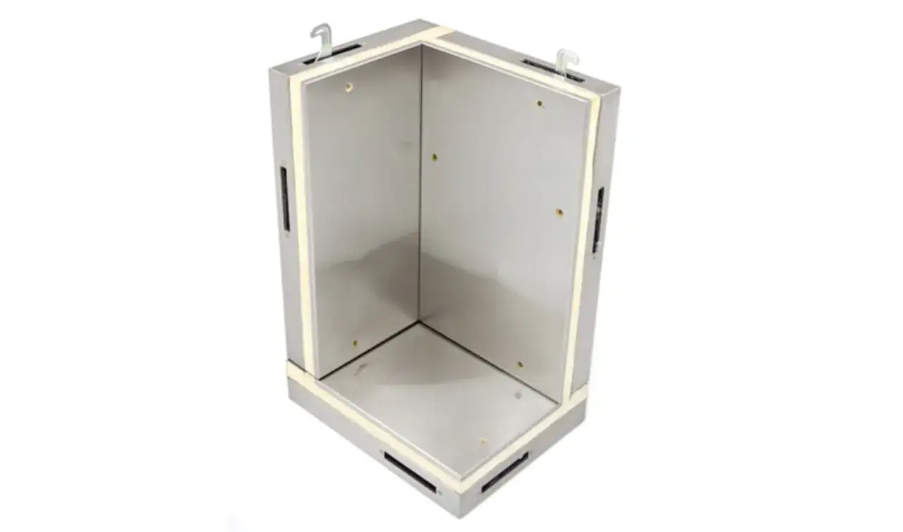 Komory chłodnicze w budownictwie przemysłowym i gastronomicznym - jak zaprojektować, wybrać i utrzymać optymalną temperaturę