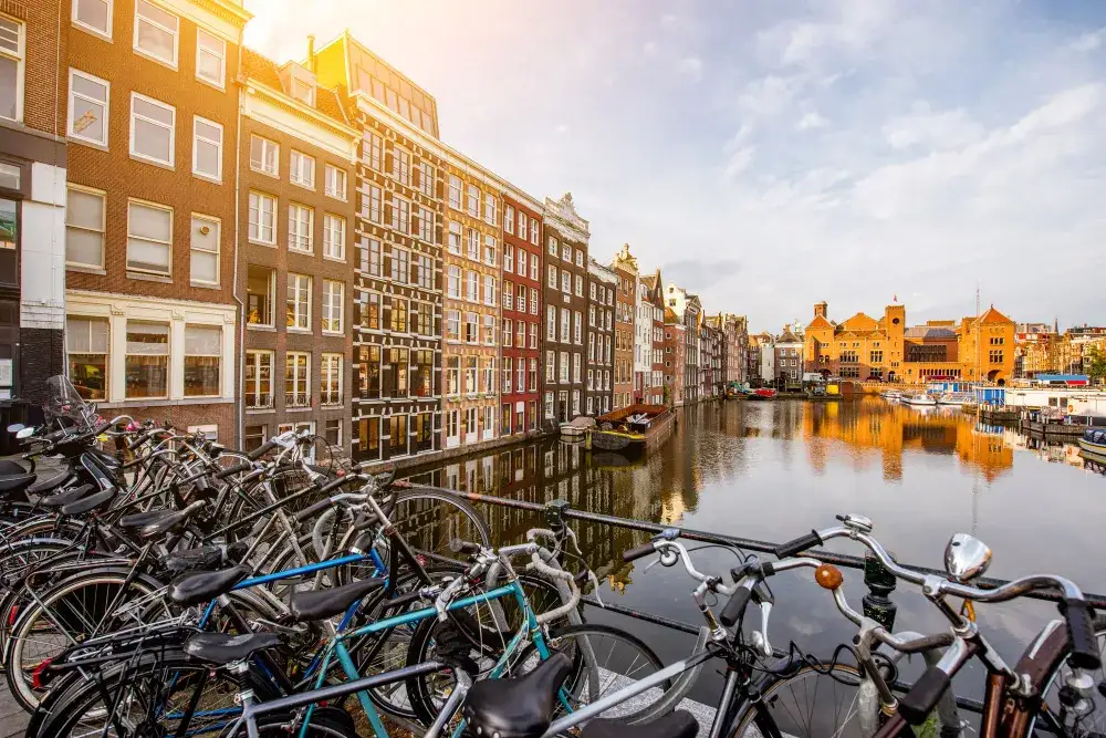 Elitarne destynacje hazardowe – gdzie w Europie grać z klasą?