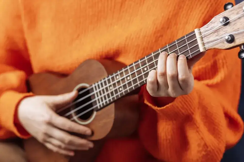 Jakie ukulele do nauki gry wybrać, aby uniknąć frustracji?