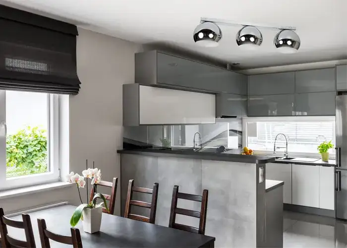Jak wybrać idealne oświetlenie sufitowe do kuchni – porady i inspiracje