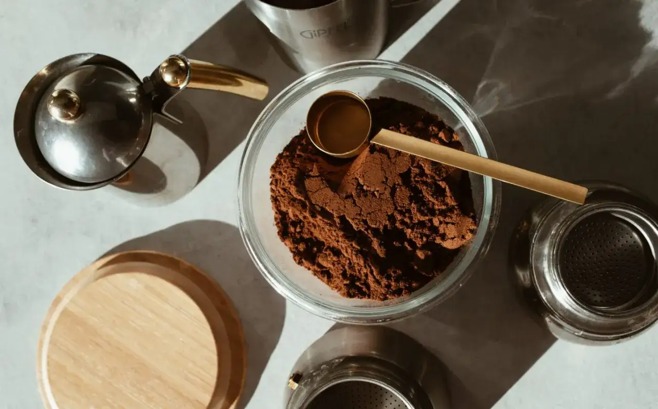 Jak zrobić peeling z kawy w domu? Prosty przepis i korzyści dla skóry