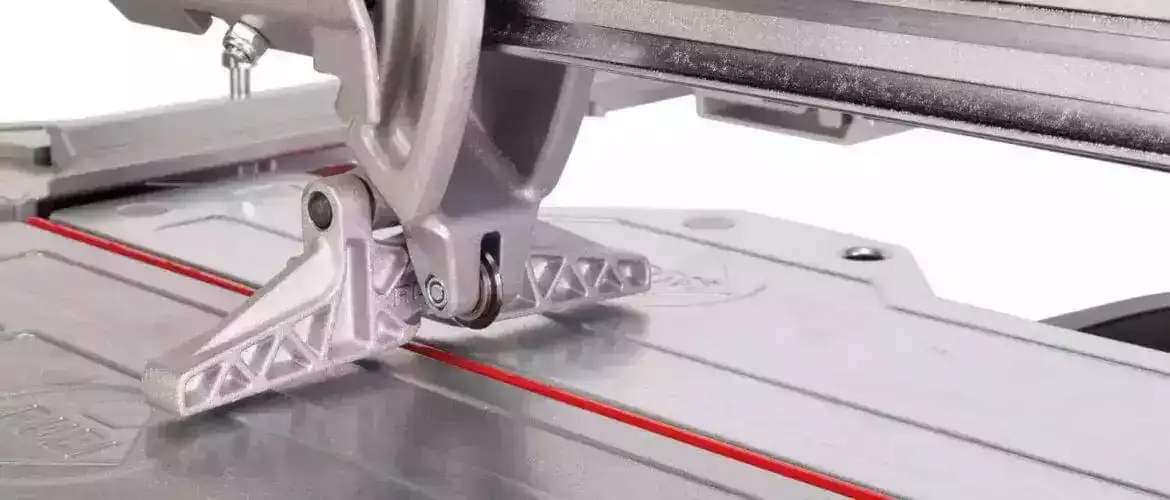 Jakie kółko tnące do gresu wybrać, by uniknąć błędów w cięciu?