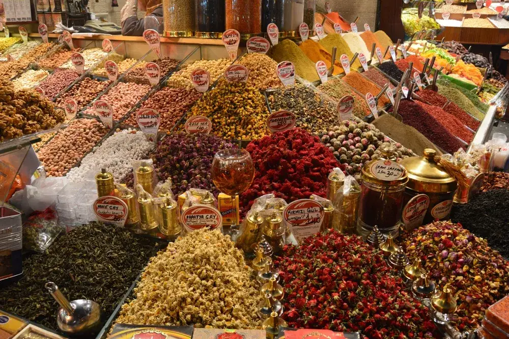 Jakie pamiątki z Turcji warto przywieźć? Oto najcenniejsze skarby