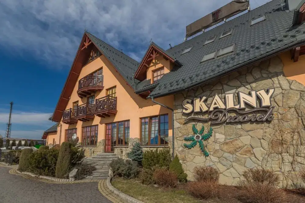 Hotel Skalny Dworek - idealne miejsce na wypoczynek w Nowym Targu