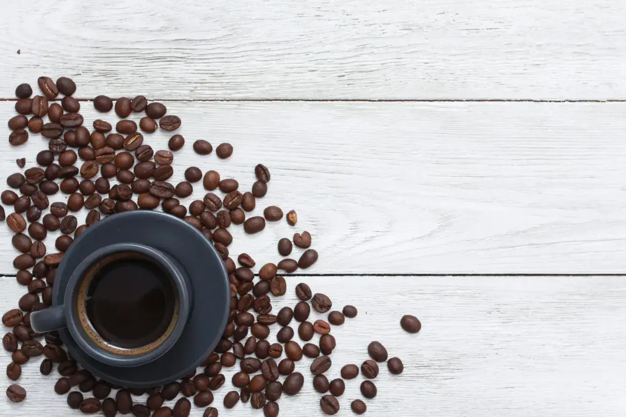 Roast kawa co to znaczy? Odkryj tajemnice palenia kawy