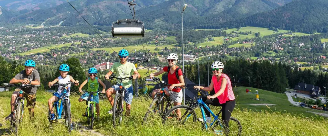 Atrakcje na Gubałówce: Odkryj niezwykłe miejsca i przeżycia