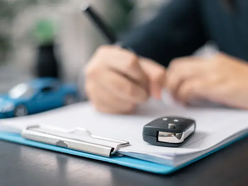 Leasing konsumencki auta hybrydowego. Dlaczego się opłaca?