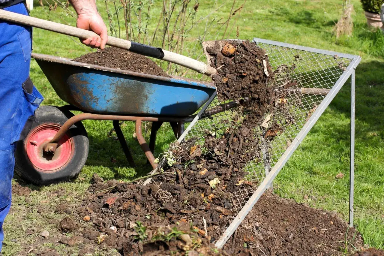 Proste sito do kompostu zrobisz sam w domu: kompletna instrukcja krok po kroku