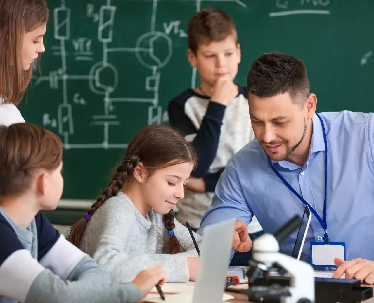 Jak nauczyć się wzorów z fizyki skutecznie i bez stresu