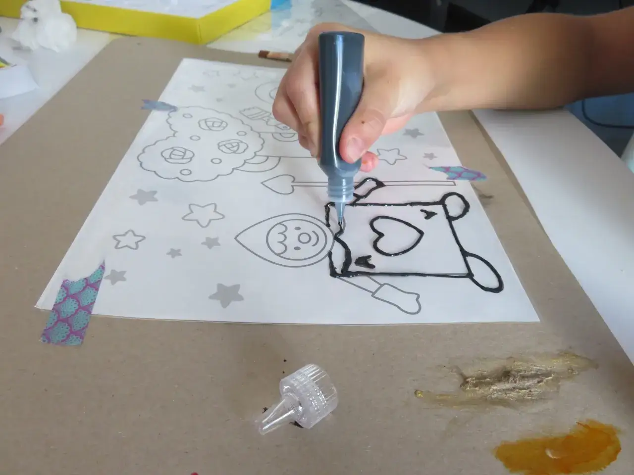 Farby witrażowe jak malować: kluczowe techniki i praktyczne porady