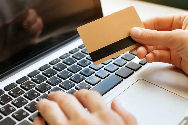 Jak kupić bilet do kina przez internet bez zbędnych komplikacji