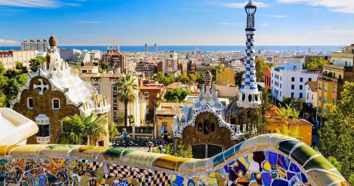 Ceny lotów do Barcelony: Jak znaleźć najtańsze bilety z Polski