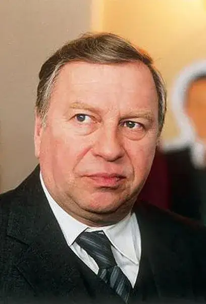 Aktor Jerzy Stuhr: Jego niezwykła kariera i dziedzictwo w teatrze