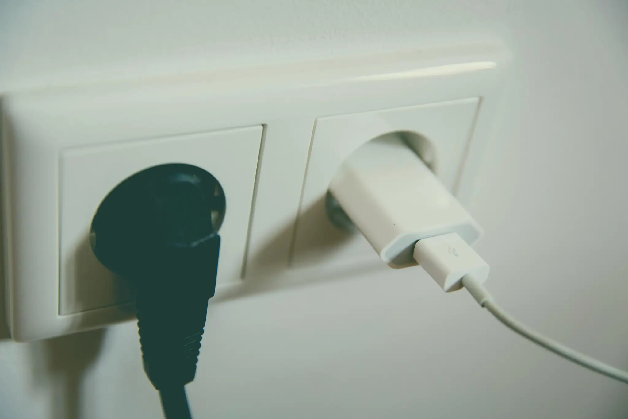 Najtańszy prąd dla Twojej firmy - oszczędzaj z nami do 30% na rachunkach za energię!
