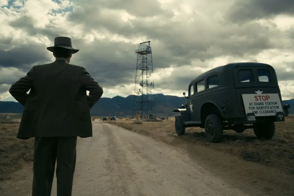 Oppenheimer (2023) - Recenzja nowego filmu Christophera Nolana