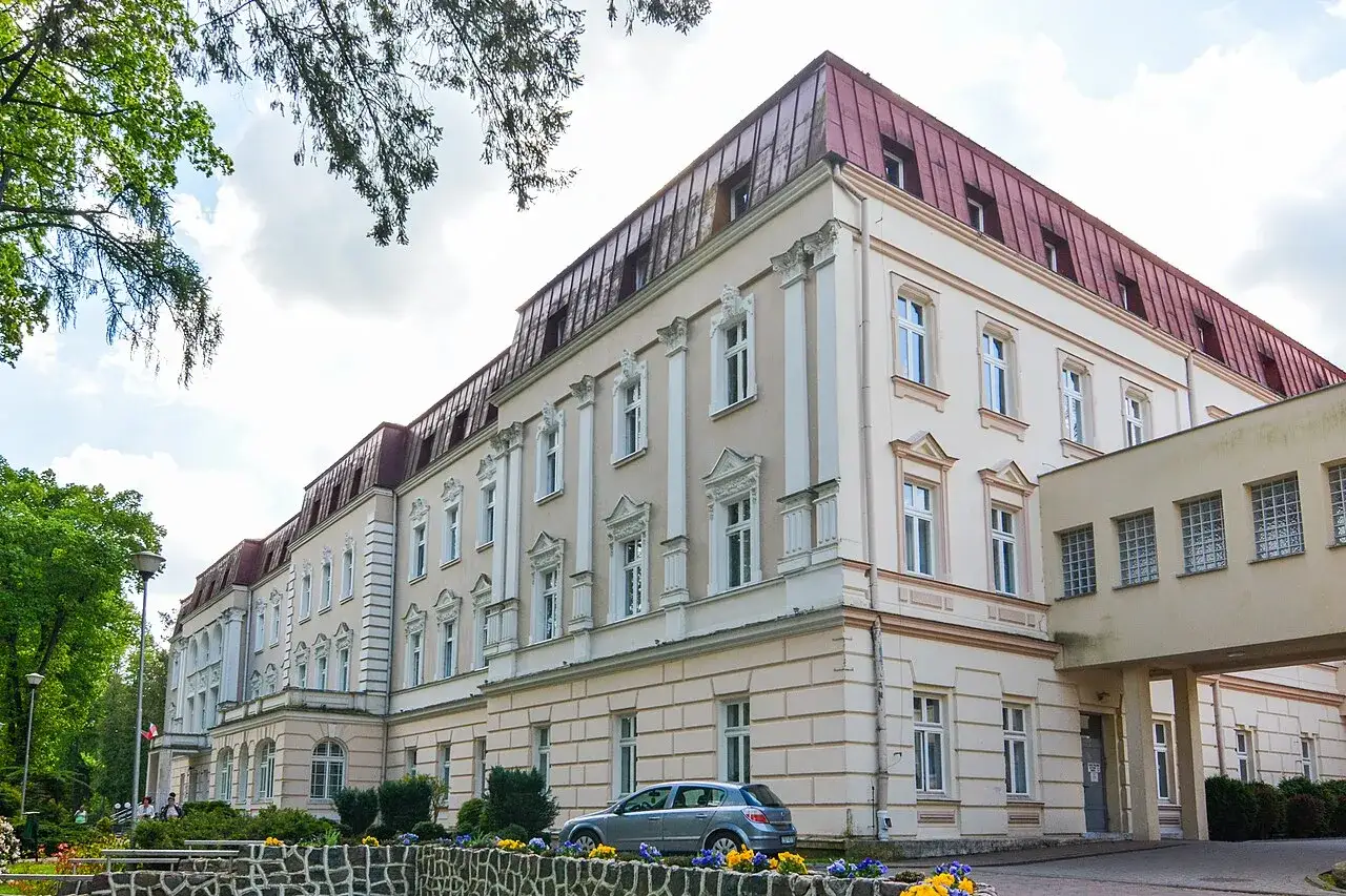 sanatorium-gryf-po-czyn-zdr-j-opinie-cennik-2026-czy-warto