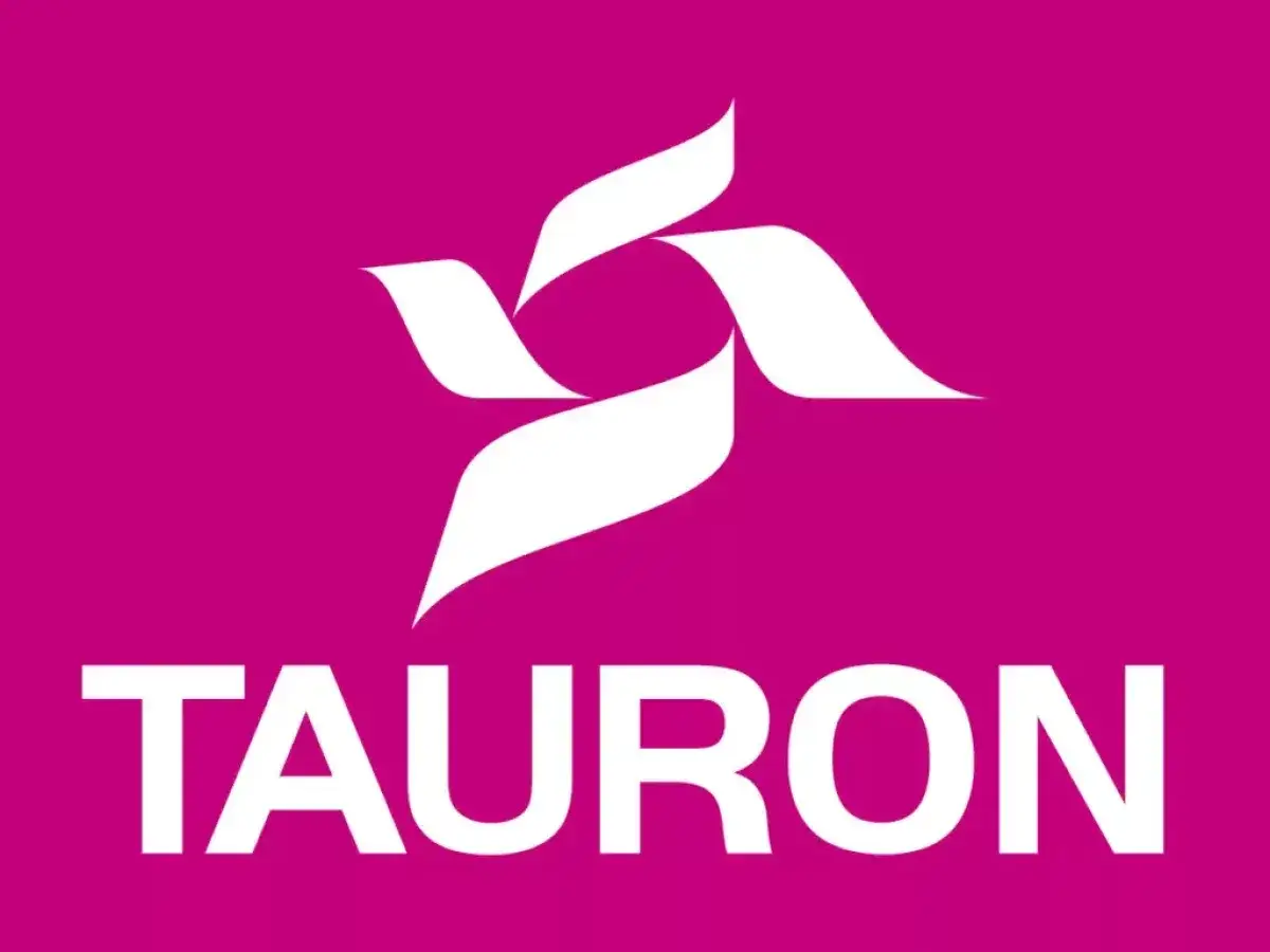 Logo Tauron. Zastanawiasz się, ile kosztuje zmiana taryfy Tauron? Sprawdź na stronie.