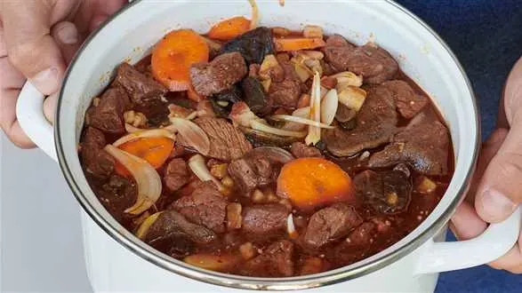 Gulasz wołowy