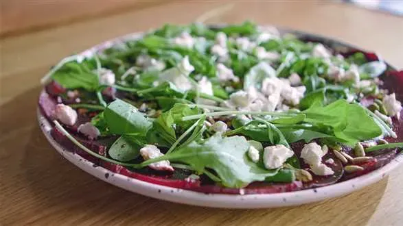 Carpaccio z buraka