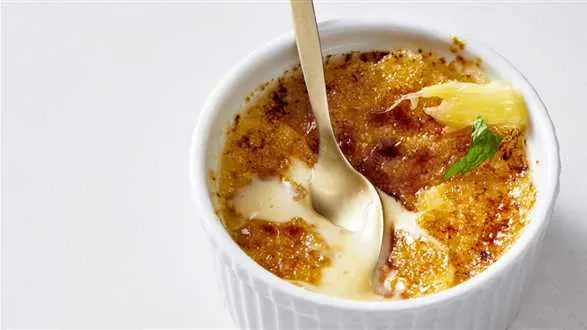 Creme brulee pina colada