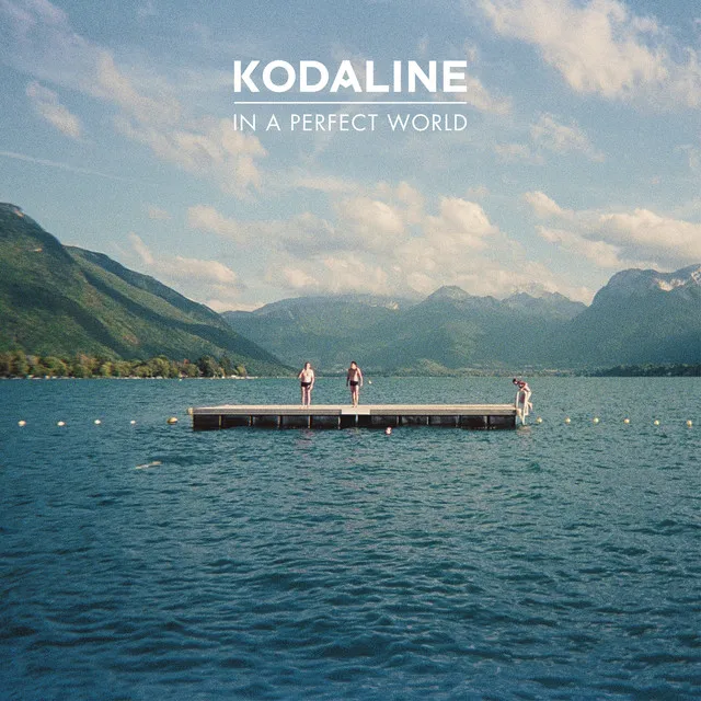 In A Perfect World (Expanded Edition) • Cały album • Wszystkie utwory • Wykonawca