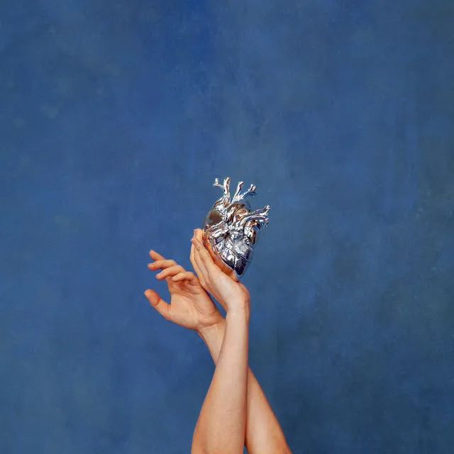 What Happened To The Heart? • Cały album • Wszystkie utwory • Wykonawca