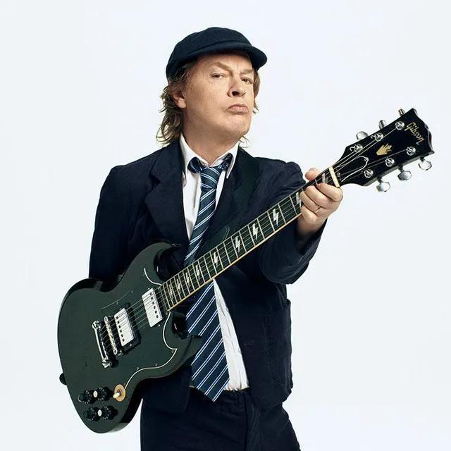 AC/DC • Albumy • Piosenki • Życiorys