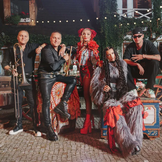 Czym chata bogata • Cały album • Wszystkie utwory • Wykonawca