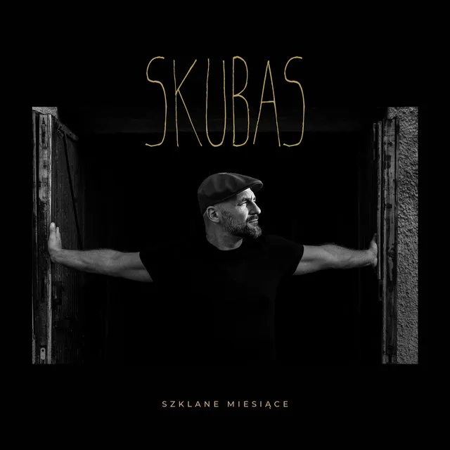 Szklane miesiące • Cały album • Wszystkie utwory • Wykonawca