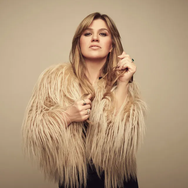 Kelly Clarkson • Albumy • Piosenki • Życiorys