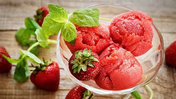 Lody truskawkowo-miętowe