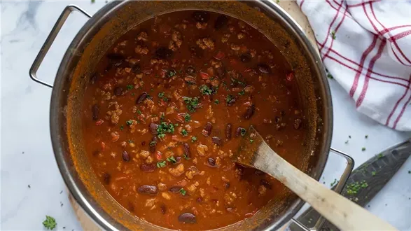 Zupa meksykańska z mięsem mielonym