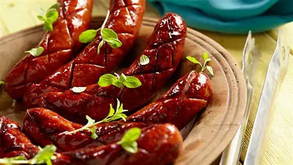 Kiełbaski piwne z grilla