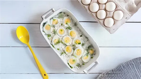 Jajka w sosie tatarskim