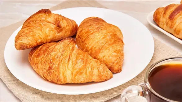 Rogaliki z ciasta francuskiego