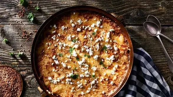 Zapiekanka z kaszy gryczanej i mięsa mielonego