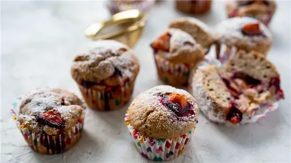 Babeczki ze śliwkami bez cukru