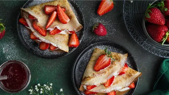 Naleśniki z truskawkami