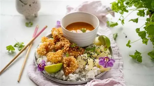 Kokosowe krewetki z sosem mango