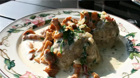 Pulpety z indyka w sosie kurkowym
