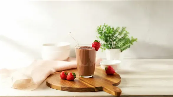 Czekoladowy koktajl z cieciorki 