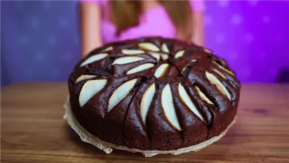 Ciasto czekoladowe z gruszkami