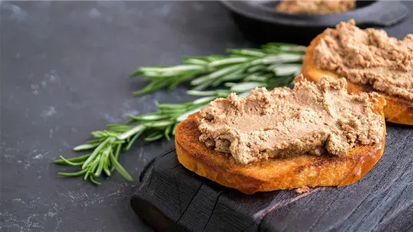 Domowy pasztet wołowy