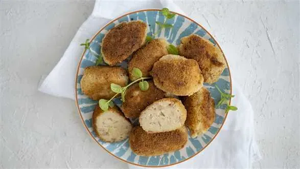 Krokiety z szynką serrano