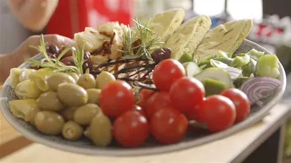 Meze – grecki talerz przystawek