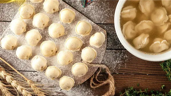 Pielmieni – przepis na wschodnie pierożki