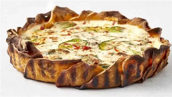 Tarta szpinakowa na spodzie z batatów